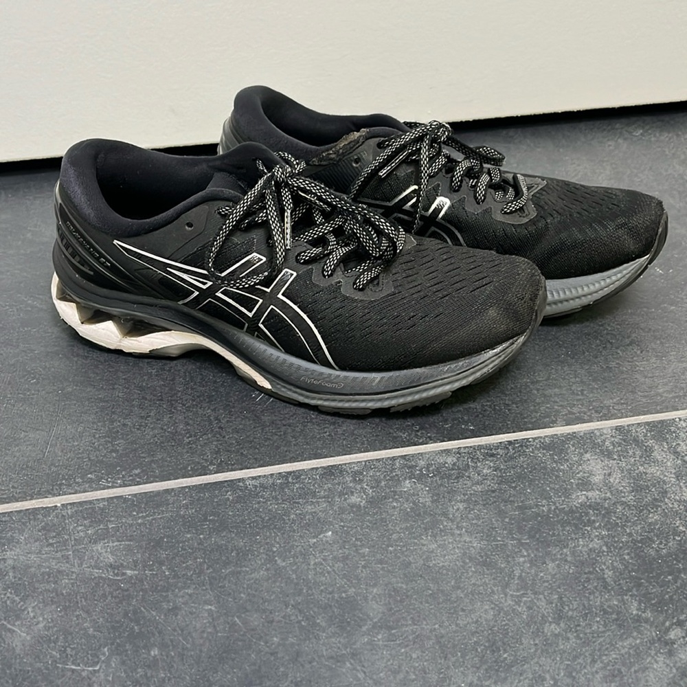 ASICS Women’s Black Running Sneakers size 8